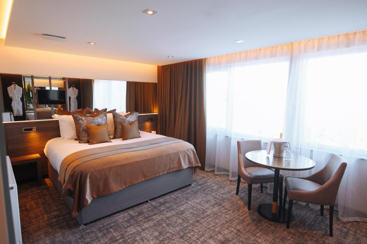 The Redhurst Hotel Glasgow Giffnock Eksteriør billede