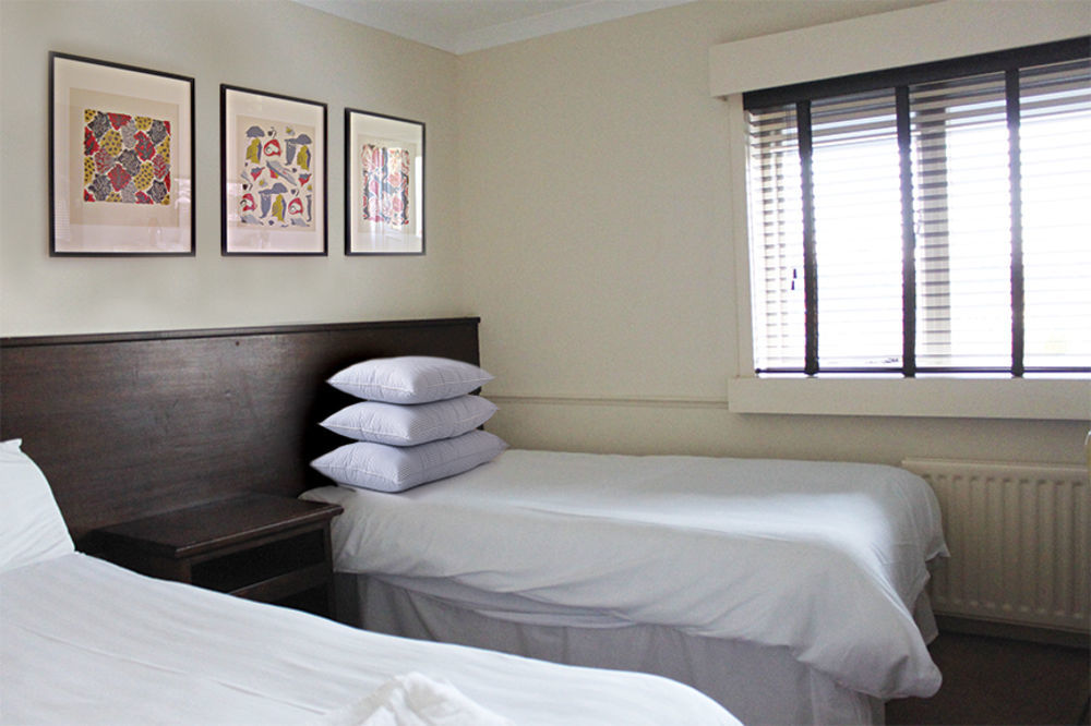 The Redhurst Hotel Glasgow Giffnock Eksteriør billede