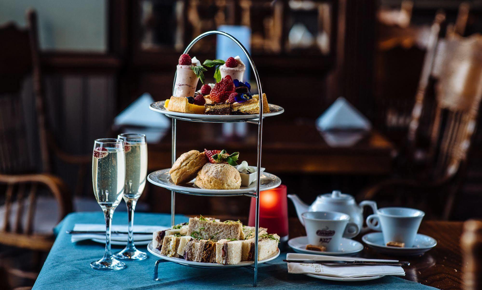 The Redhurst Hotel Glasgow Giffnock Eksteriør billede