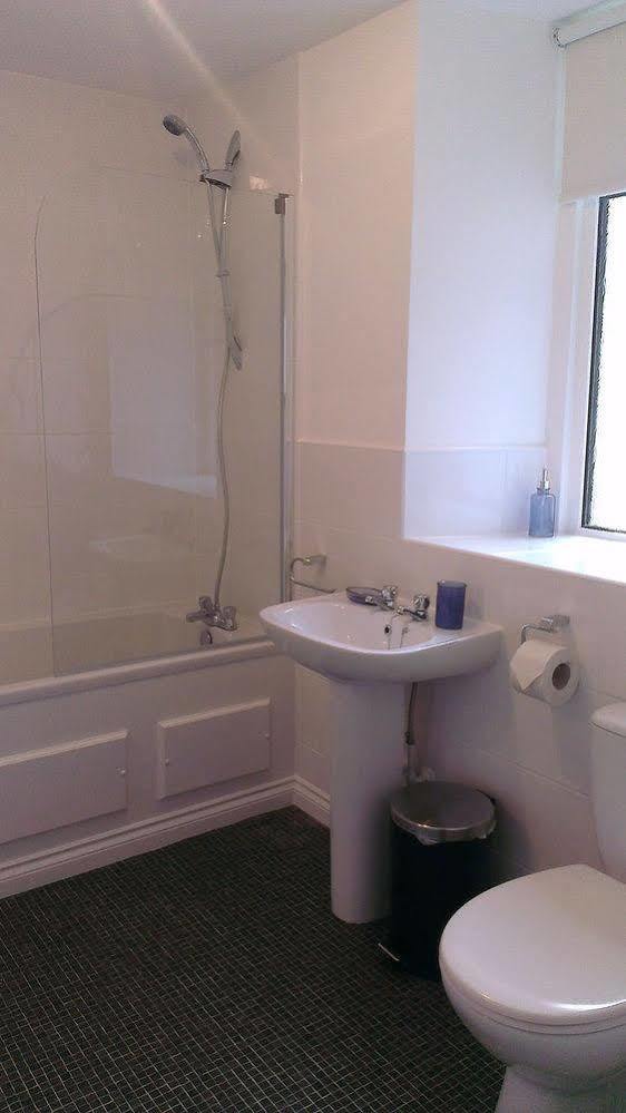 The Redhurst Hotel Glasgow Giffnock Eksteriør billede