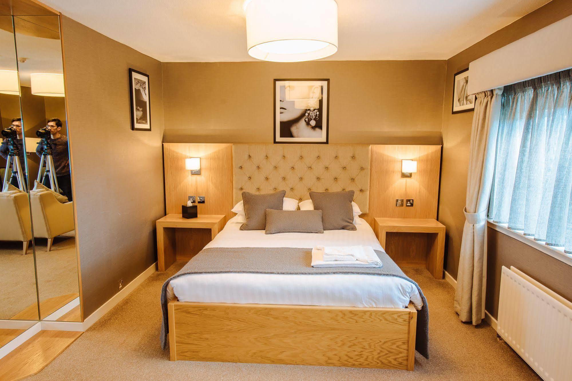 The Redhurst Hotel Glasgow Giffnock Eksteriør billede